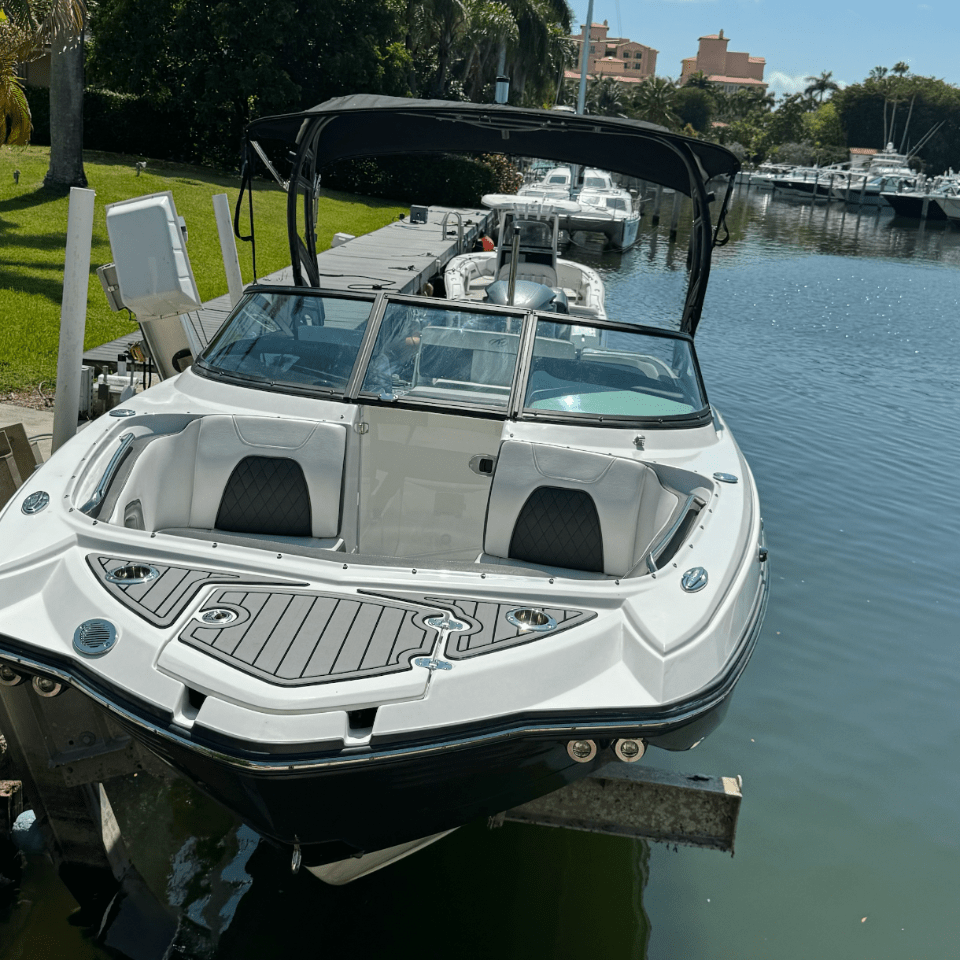 boat.Title